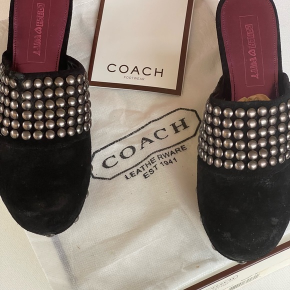 COACH STUDDED PATCH CLOGS FOR WOMEN - Picture 4 of 9